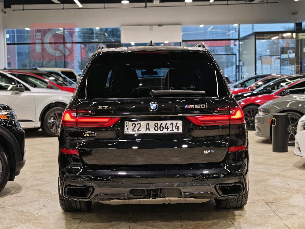 BMW X7